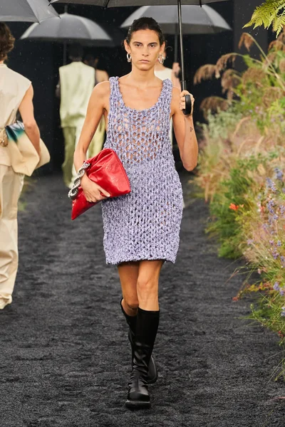 Look 52